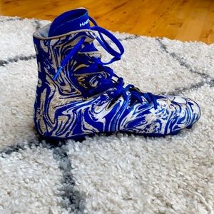 Under armor highlight cleats